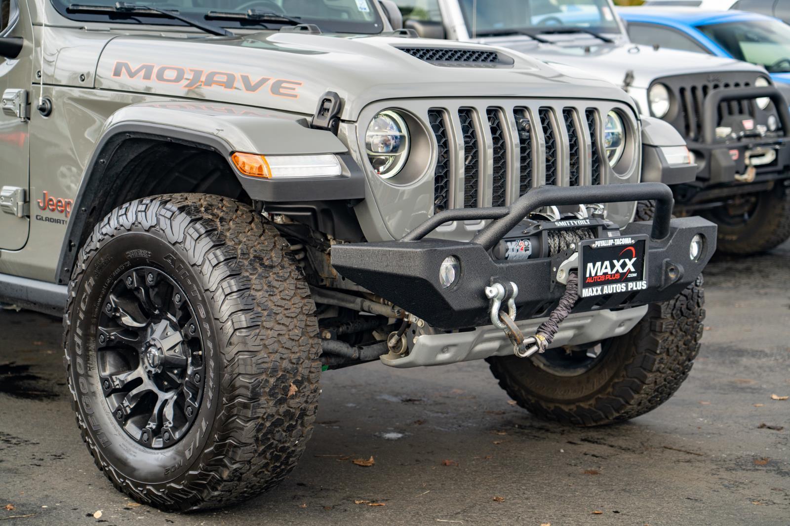 View vehicle photo 6