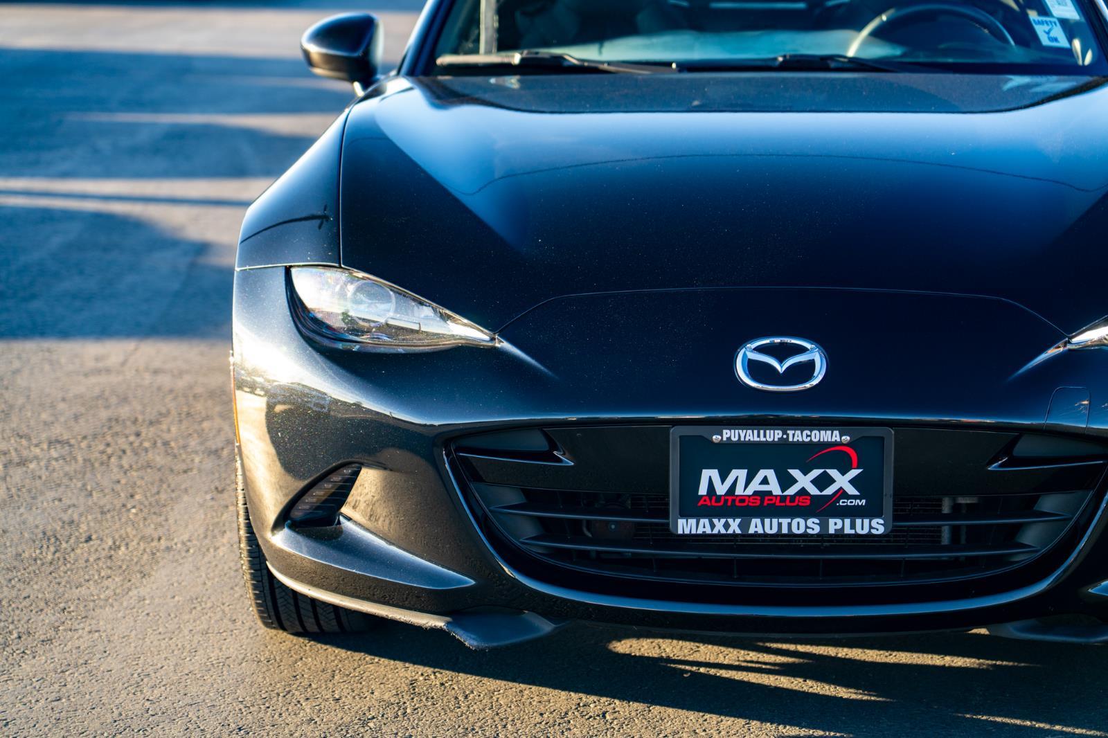 View vehicle photo 5