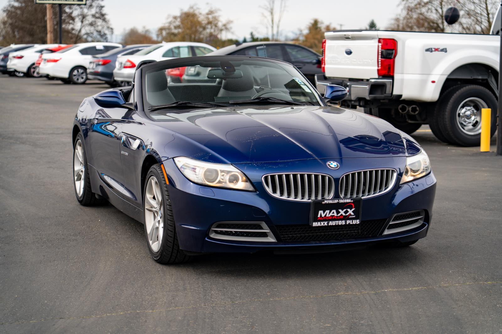 View vehicle photo 6