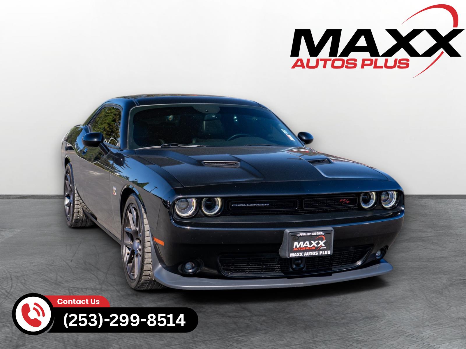 Pitch Black Clearcoat 2016 Dodge Challenger R/T Scat Pack RWD Coupe Rear-Wheel Drive 8-Speed Automatic