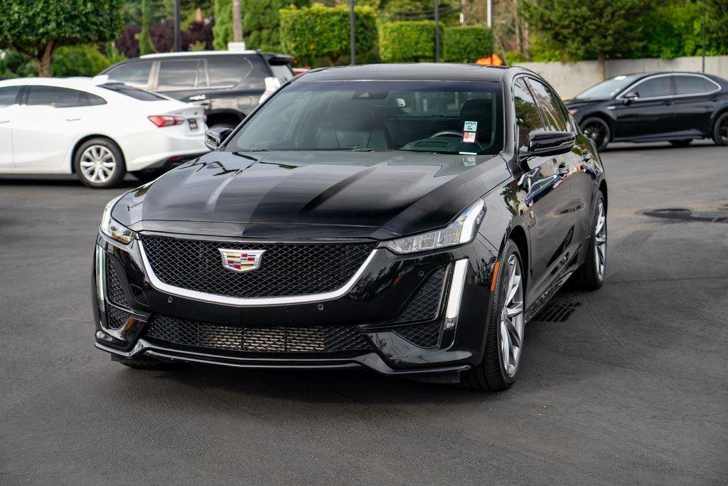 View vehicle photo 4