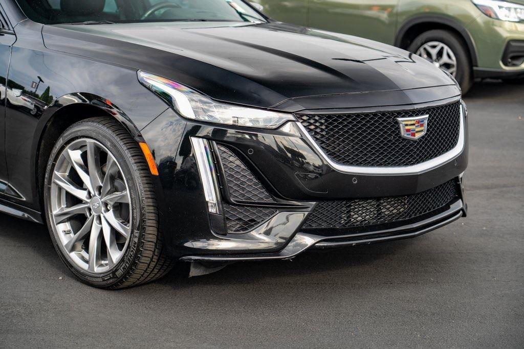 View vehicle photo 6