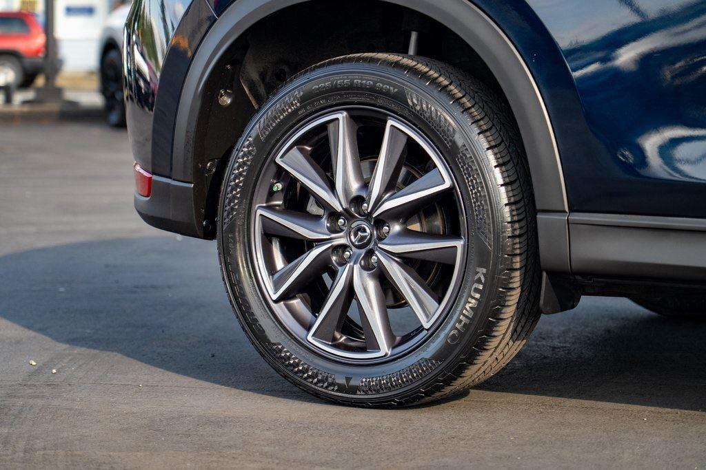 View vehicle photo 7