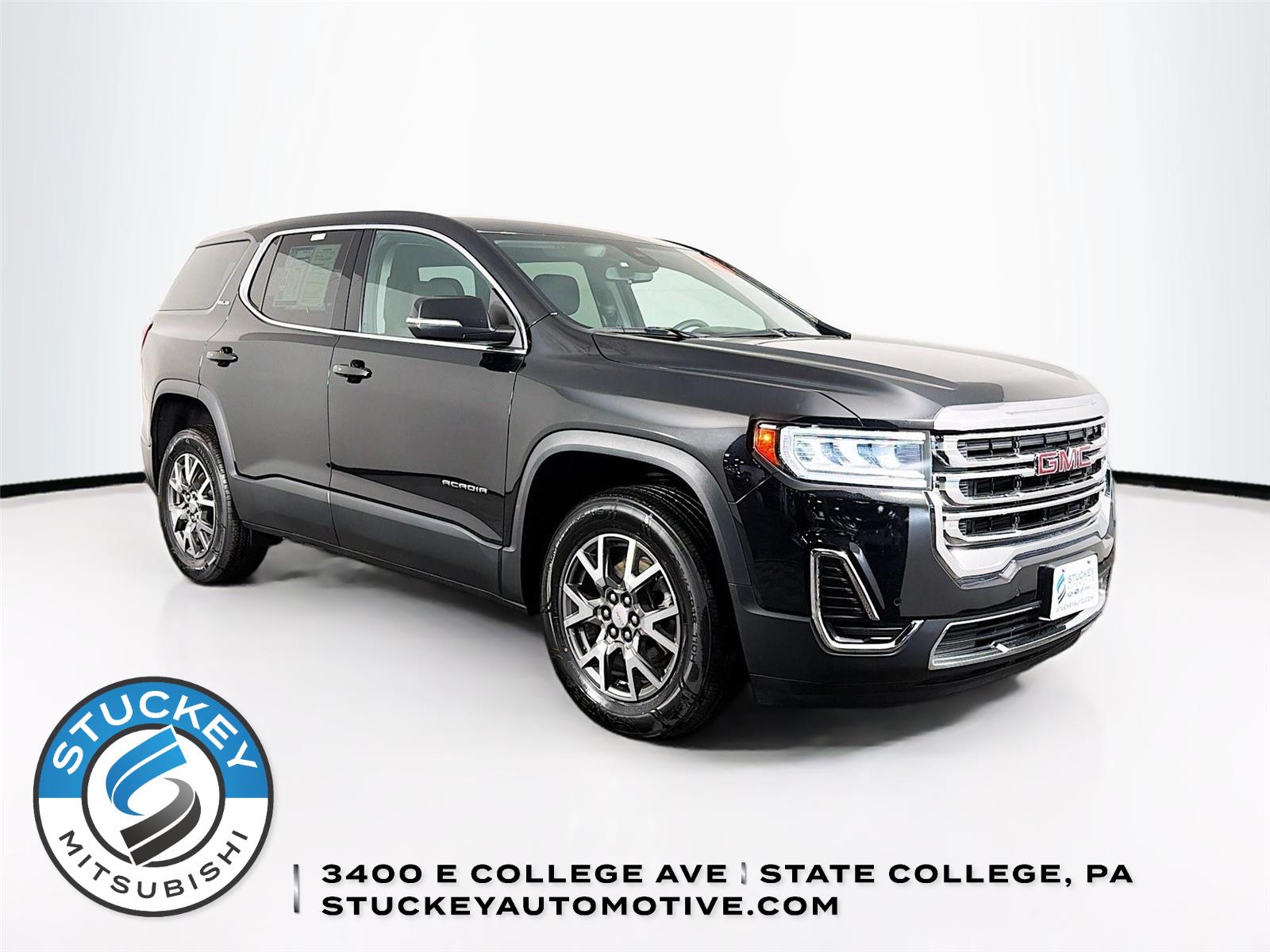 Black (Ebony Twilight Metallic) 2023 GMC Acadia SLE AWD SUV / Crossover Four-Wheel Drive 9-Speed Automatic