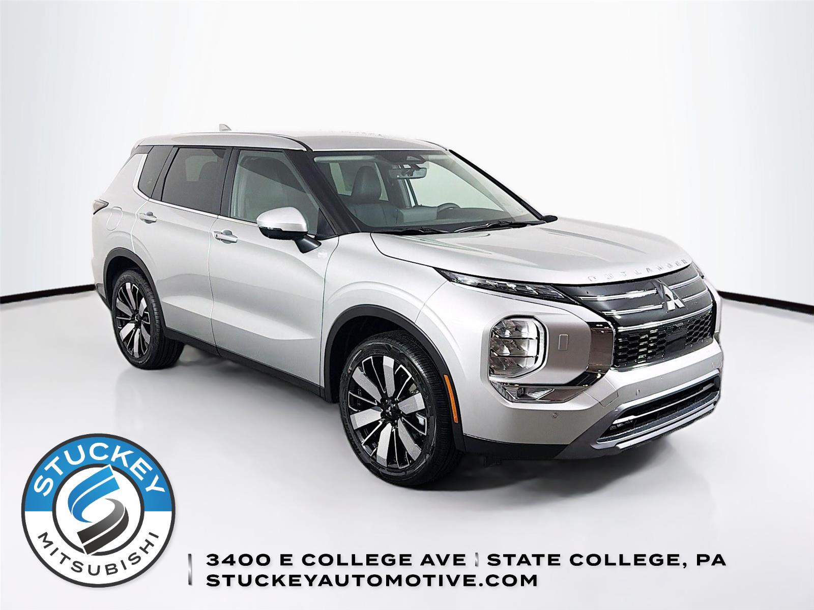 ALLOY SILVER METALLIC 2026 Mitsubishi Outlander Trail Edition S-AWC SUV / Crossover All-Wheel Drive Automatic