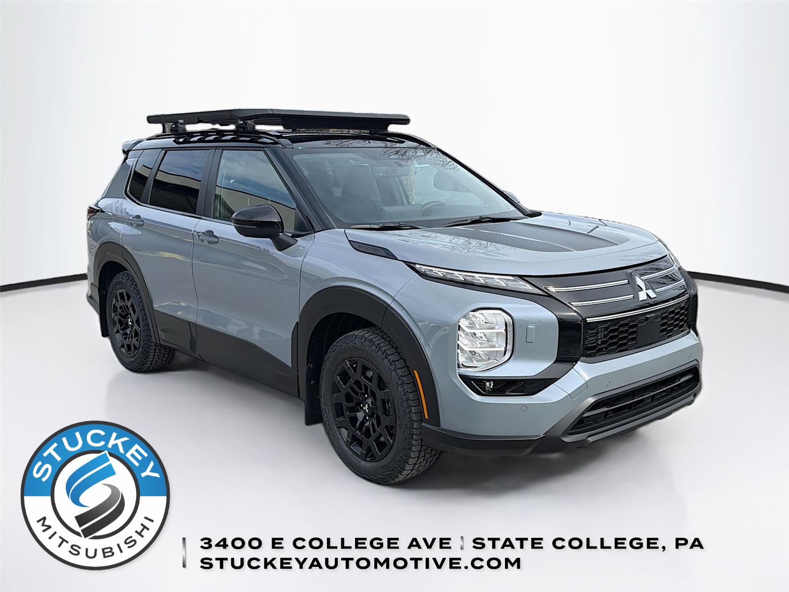 Moonstone Gray Metallic/Black Roof 2026 Mitsubishi Outlander Trail Edition S-AWC SUV / Crossover All-Wheel Drive Continuously Variable Transmission