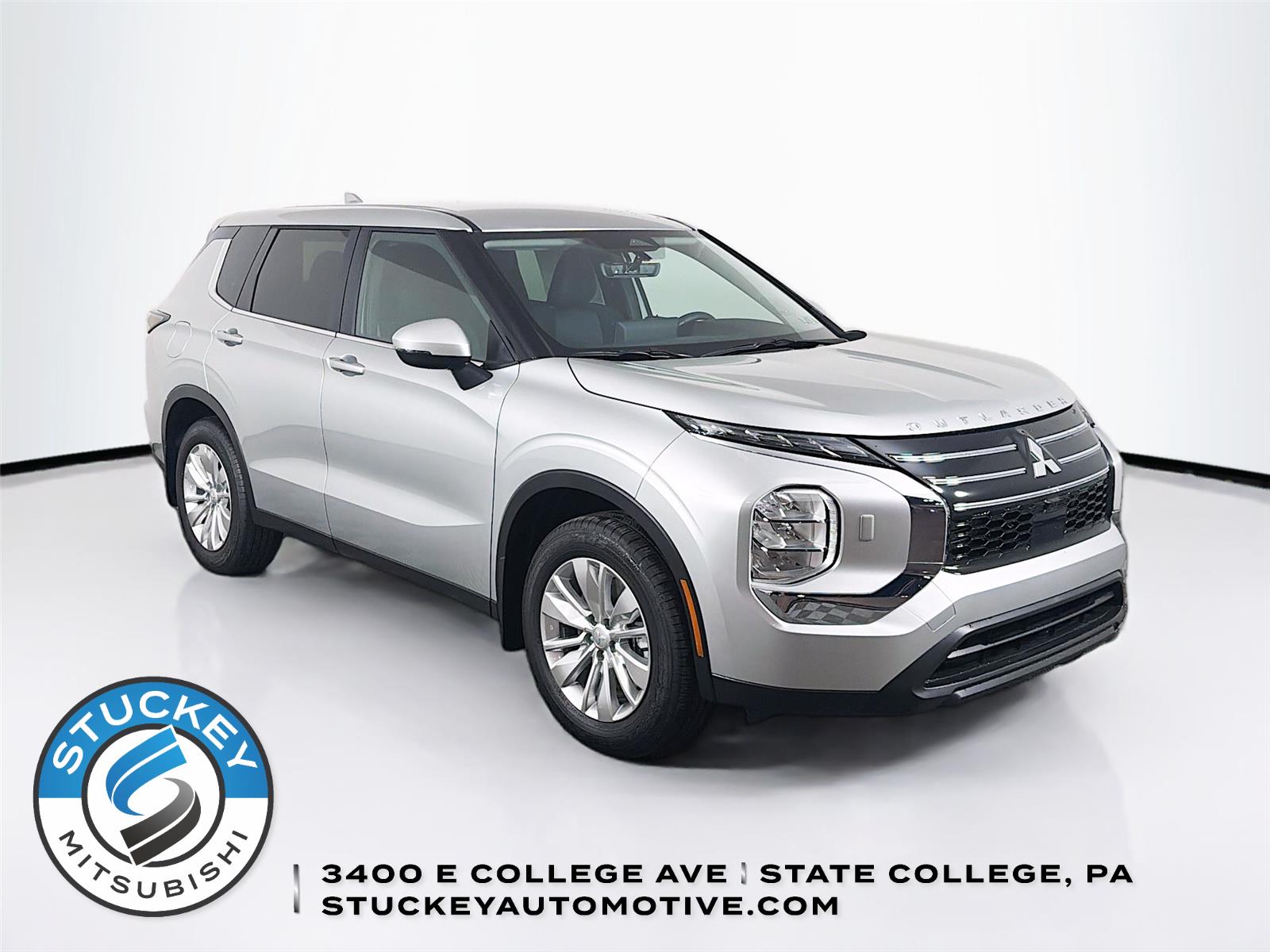 Alloy Silver Metallic 2026 Mitsubishi Outlander ES FWD SUV / Crossover Front-Wheel Drive Continuously Variable Transmission