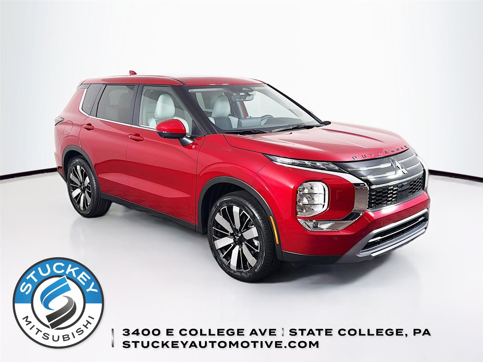 Red Diamond 2026 Mitsubishi Outlander SUV / Crossover Front-Wheel Drive Continuously Variable Transmission