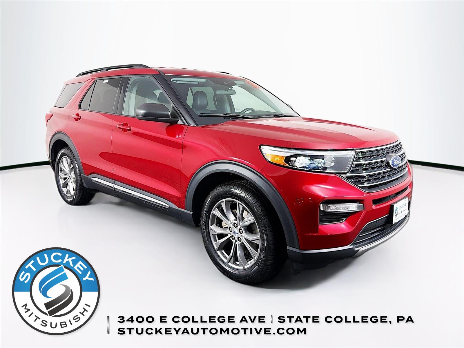 Rapid Red Metallic Tinted Clearcoat 2023 Ford Explorer XLT AWD SUV / Crossover All-Wheel Drive Automatic