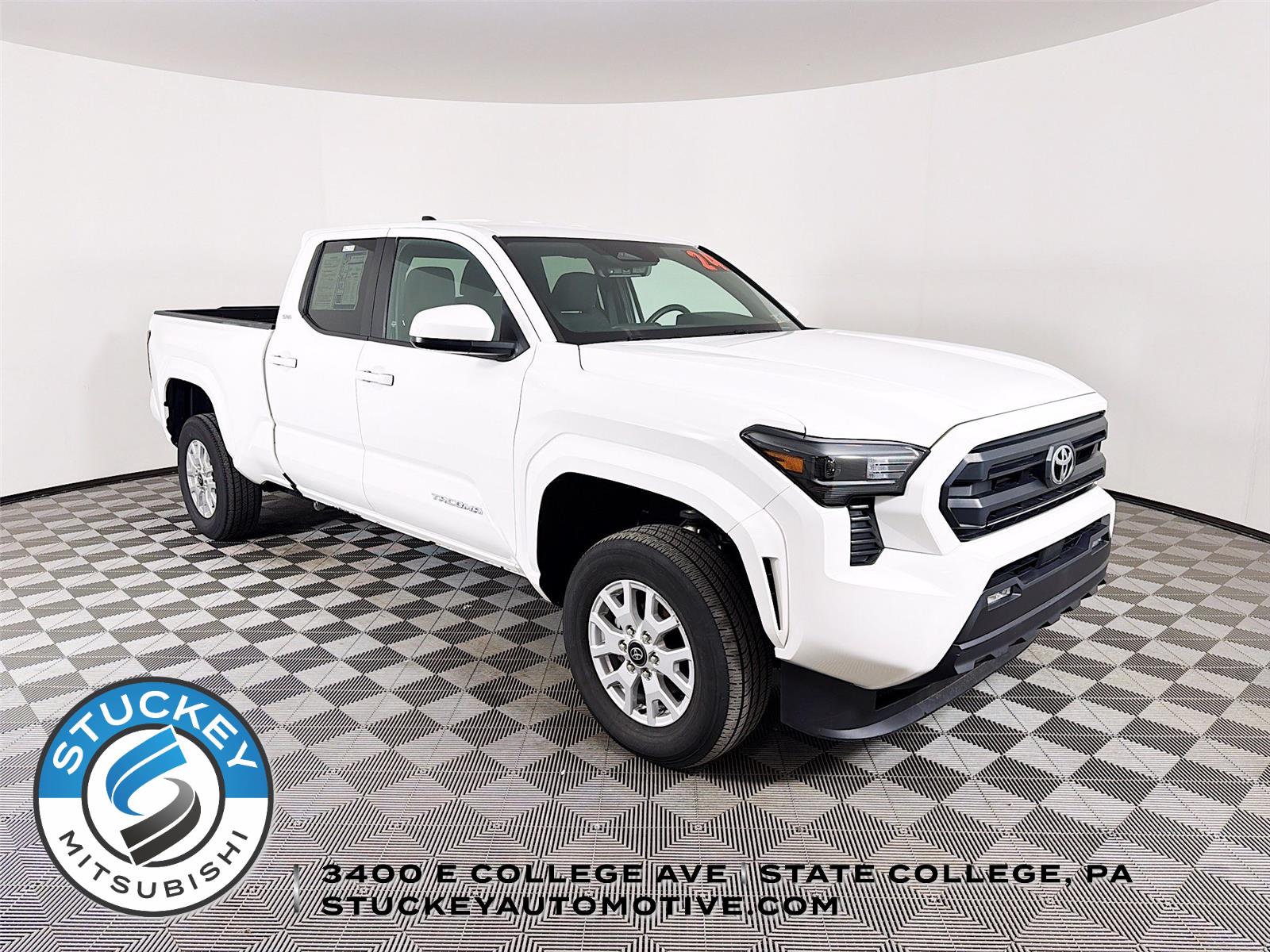 2024 Toyota Tacoma SR5 Double Cab 4WD