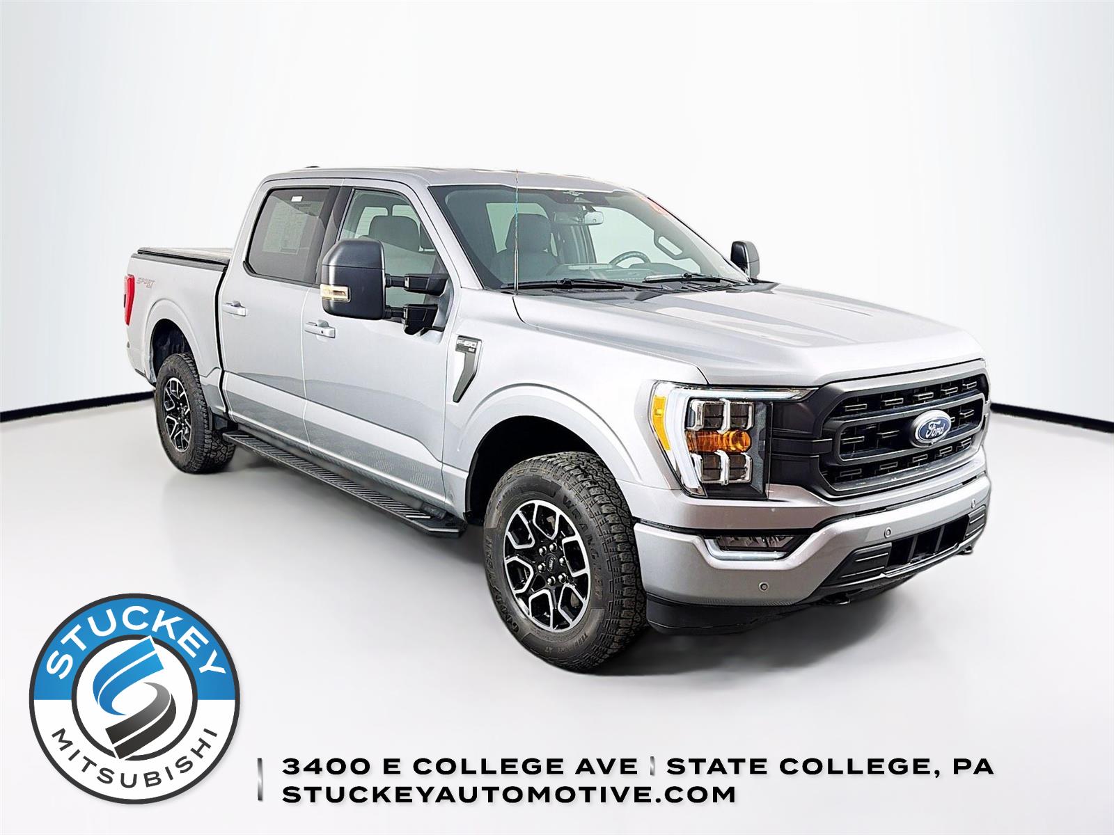 Iconic Silver 2023 Ford F-150 XLT SuperCrew 4WD Pickup Truck Four-Wheel Drive Automatic