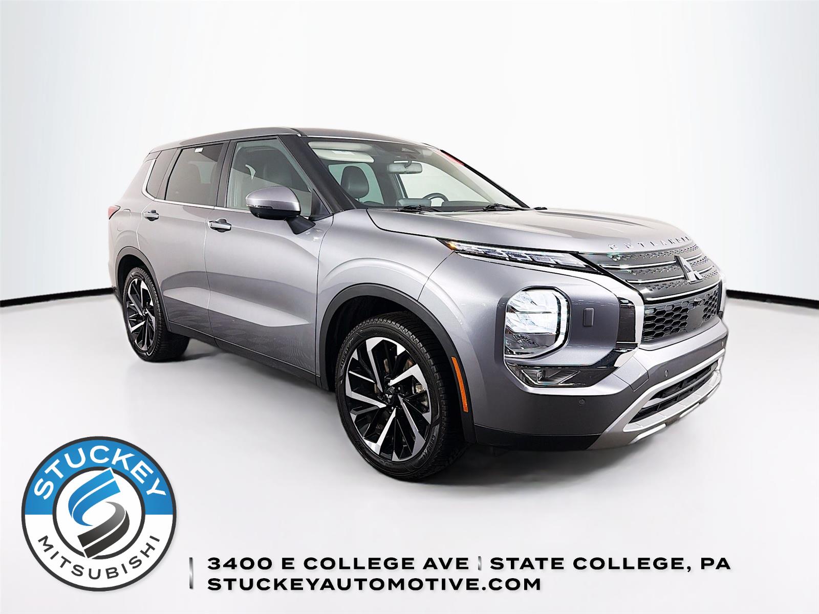 Mercury Gray Metallic 2023 Mitsubishi Outlander SE S-AWC SUV / Crossover All-Wheel Drive Continuously Variable Transmission