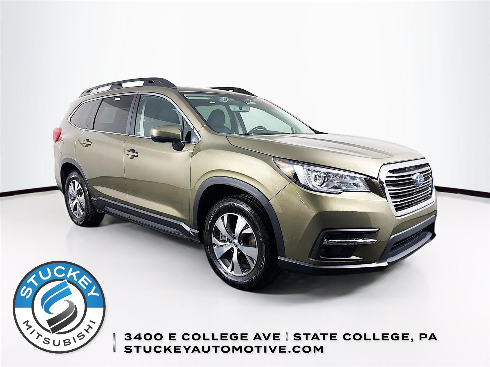 Autumn Green Metallic 2022 Subaru Ascent Premium 7-Passenger AWD SUV / Crossover All-Wheel Drive Continuously Variable Transmission