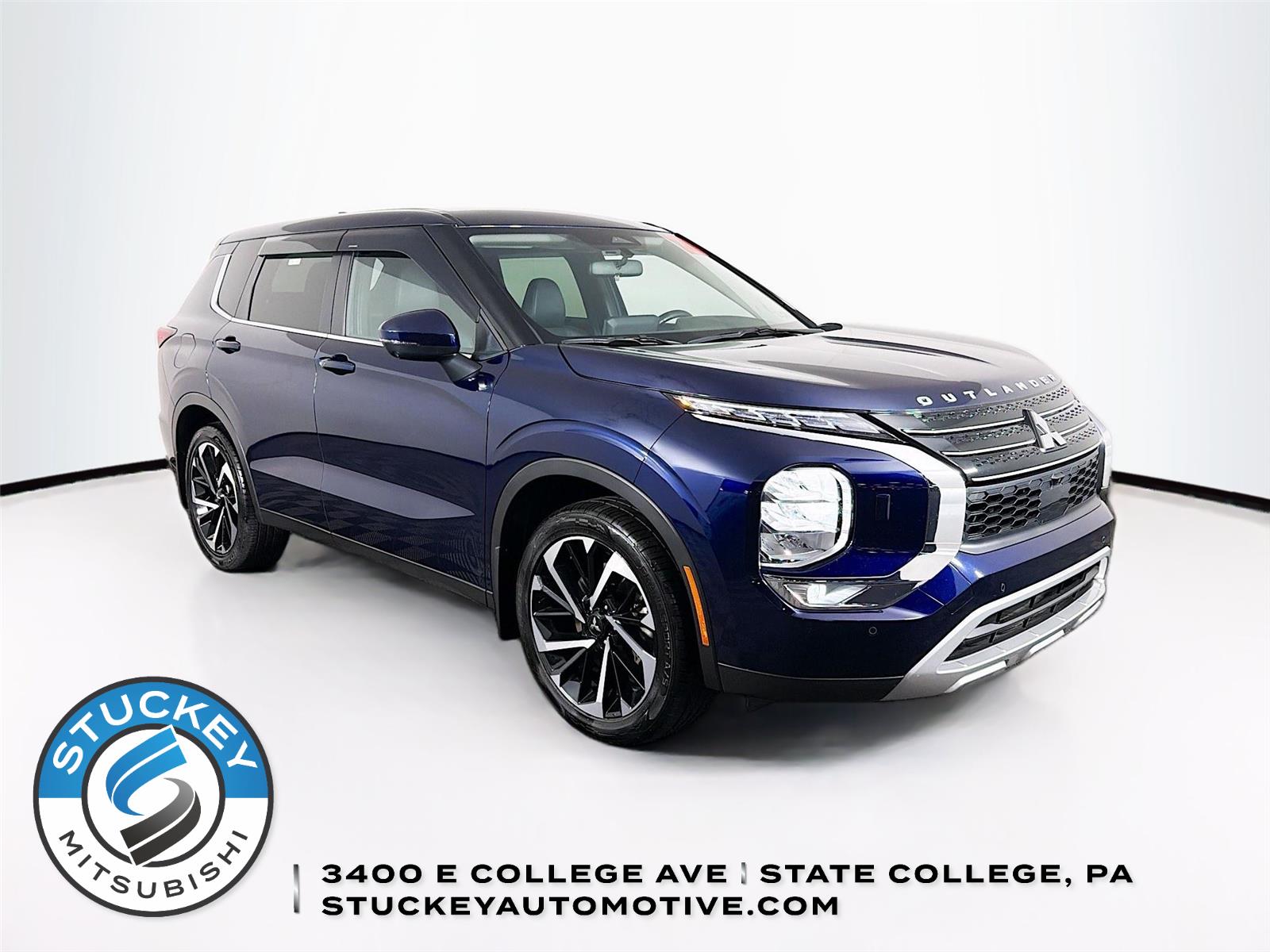 Cosmic Blue Metallic 2024 Mitsubishi Outlander SE S-AWC SUV / Crossover All-Wheel Drive Continuously Variable Transmission