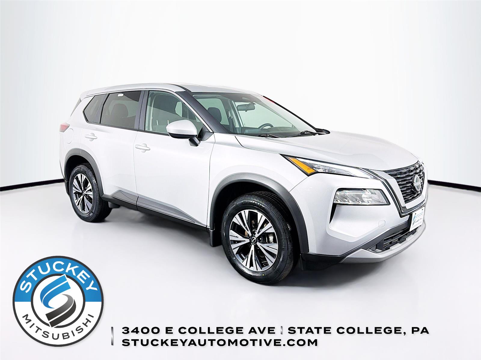 Brilliant Silver Metallic 2023 Nissan Rogue SV AWD SUV / Crossover All-Wheel Drive Continuously Variable Transmission