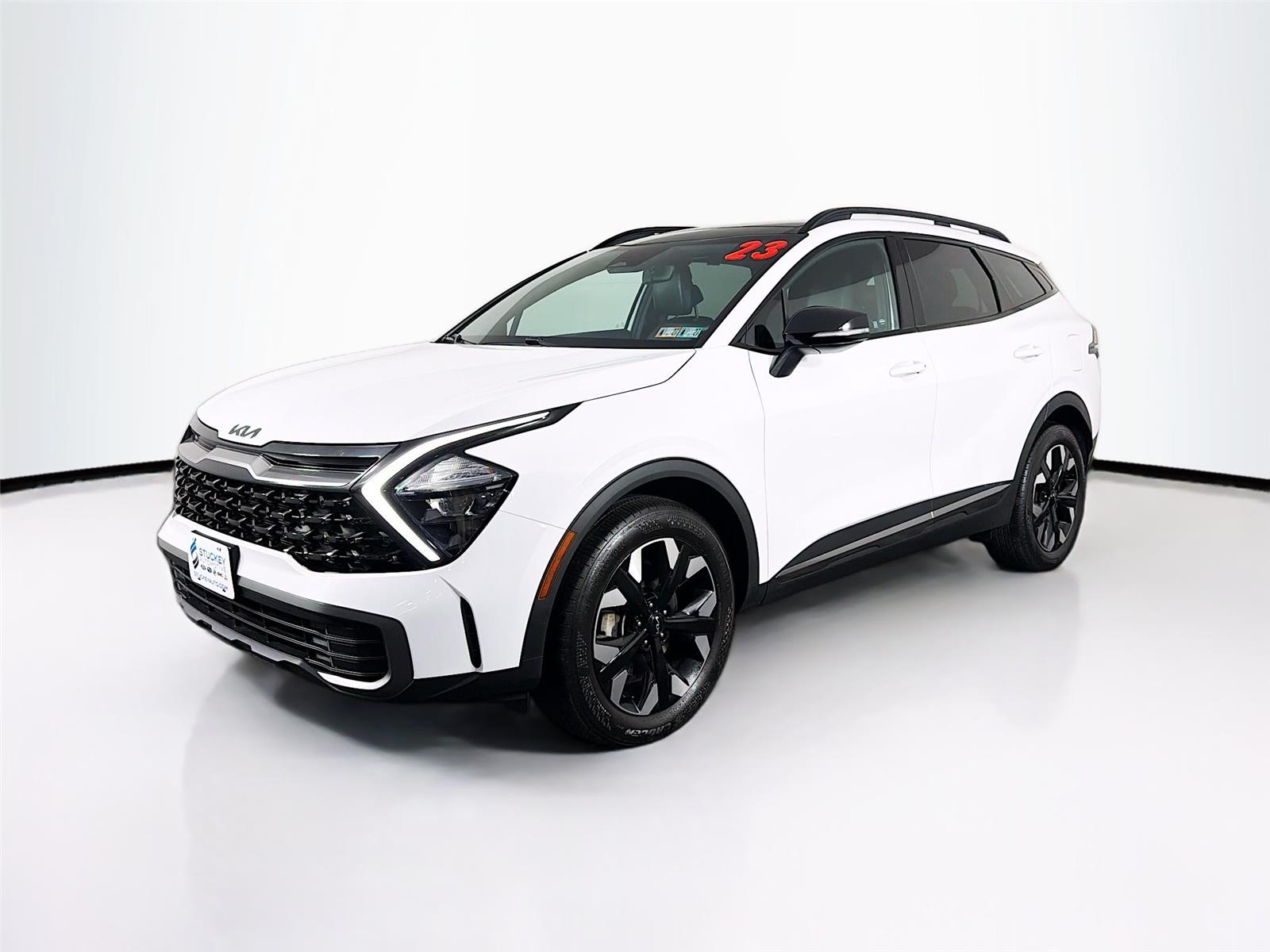 View vehicle photo 3