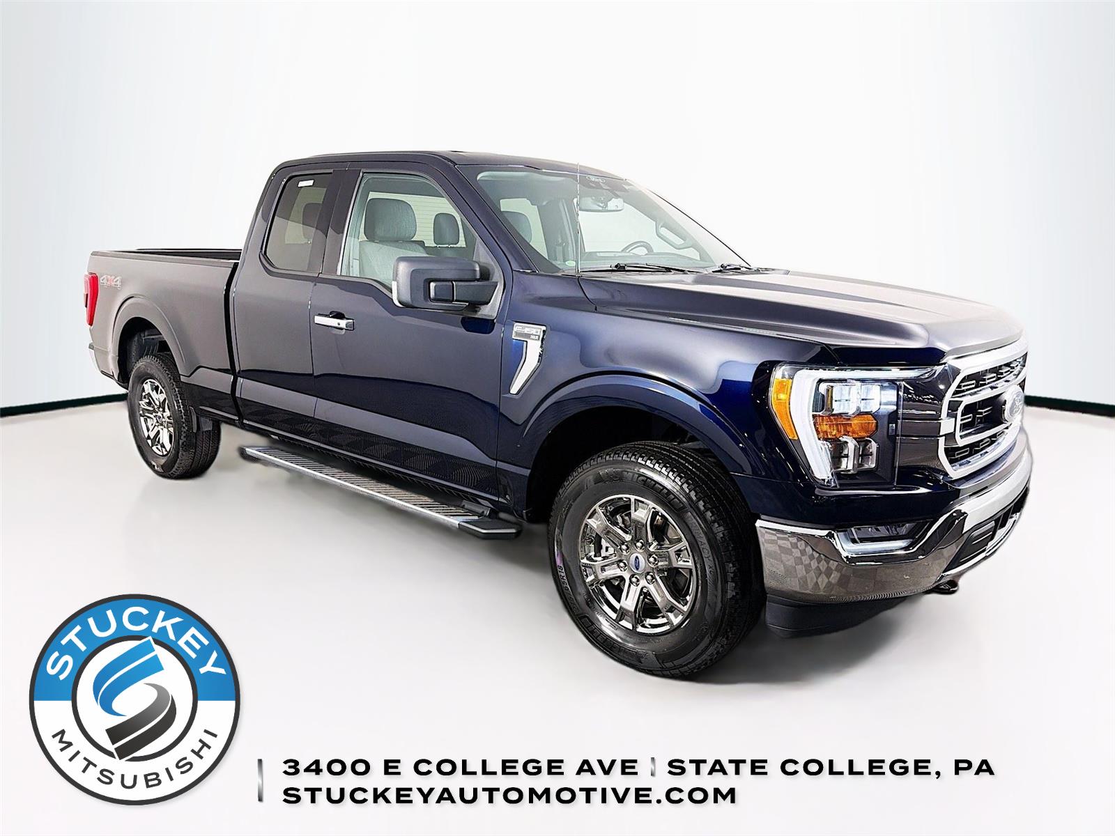 Antimatter Blue 2022 Ford F-150 XLT SuperCab 4WD Pickup Truck Four-Wheel Drive Automatic