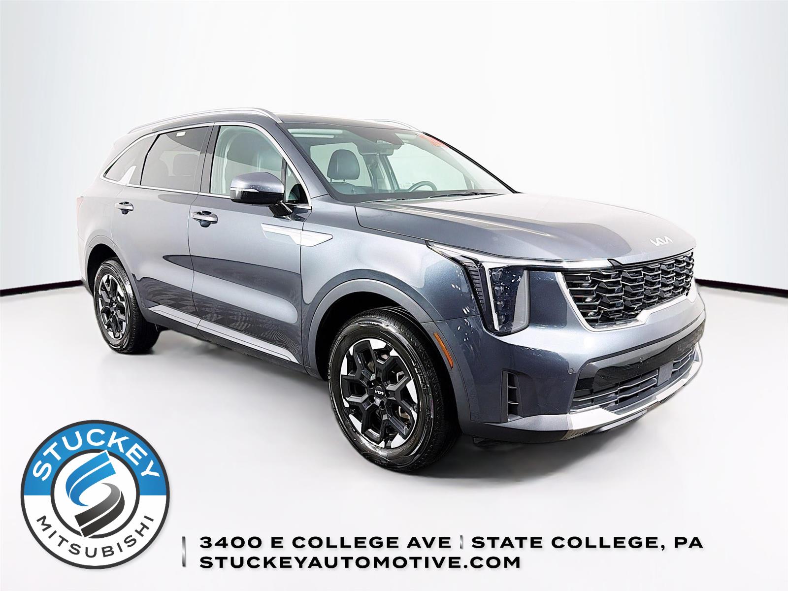 Gravity Gray 2024 Kia Sorento S AWD SUV / Crossover All-Wheel Drive Automatic