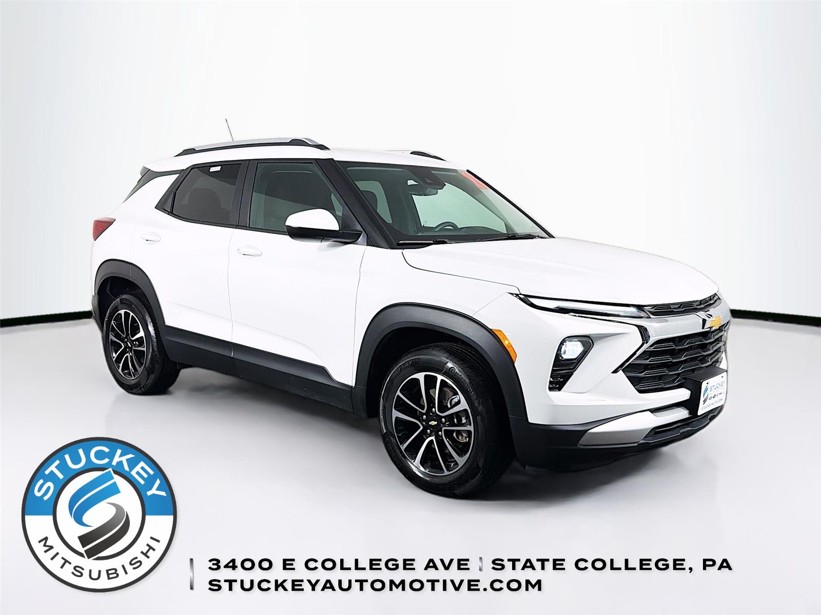 Summit White 2025 Chevrolet Trailblazer LT AWD SUV / Crossover Four-Wheel Drive 9-Speed Automatic
