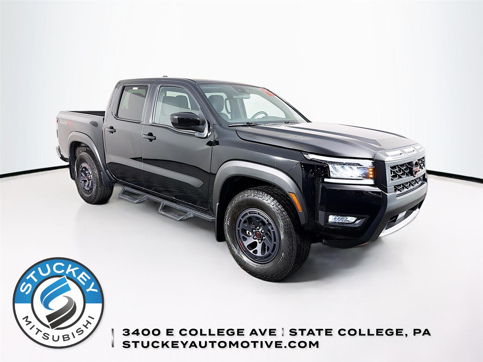 Super Black 2025 Nissan Frontier Pickup Truck Four-Wheel Drive Automatic