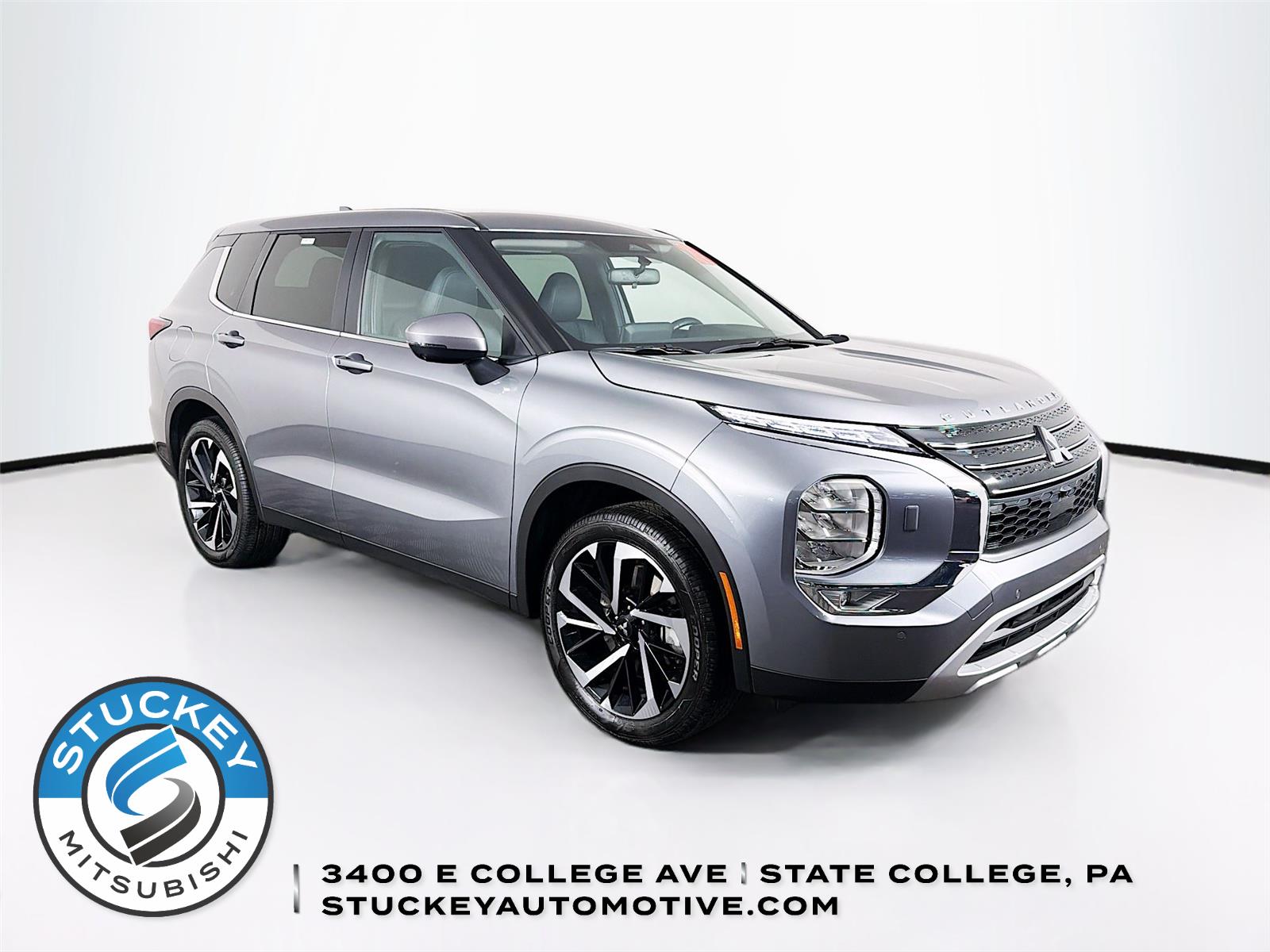 Mercury Gray Metallic 2023 Mitsubishi Outlander SE S-AWC SUV / Crossover All-Wheel Drive Continuously Variable Transmission