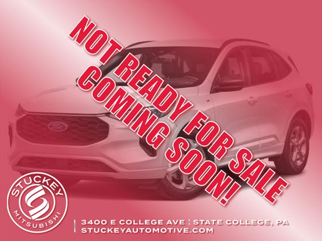 Oxford White 2023 Ford Escape ST-Line AWD SUV / Crossover All-Wheel Drive 8-Speed Automatic