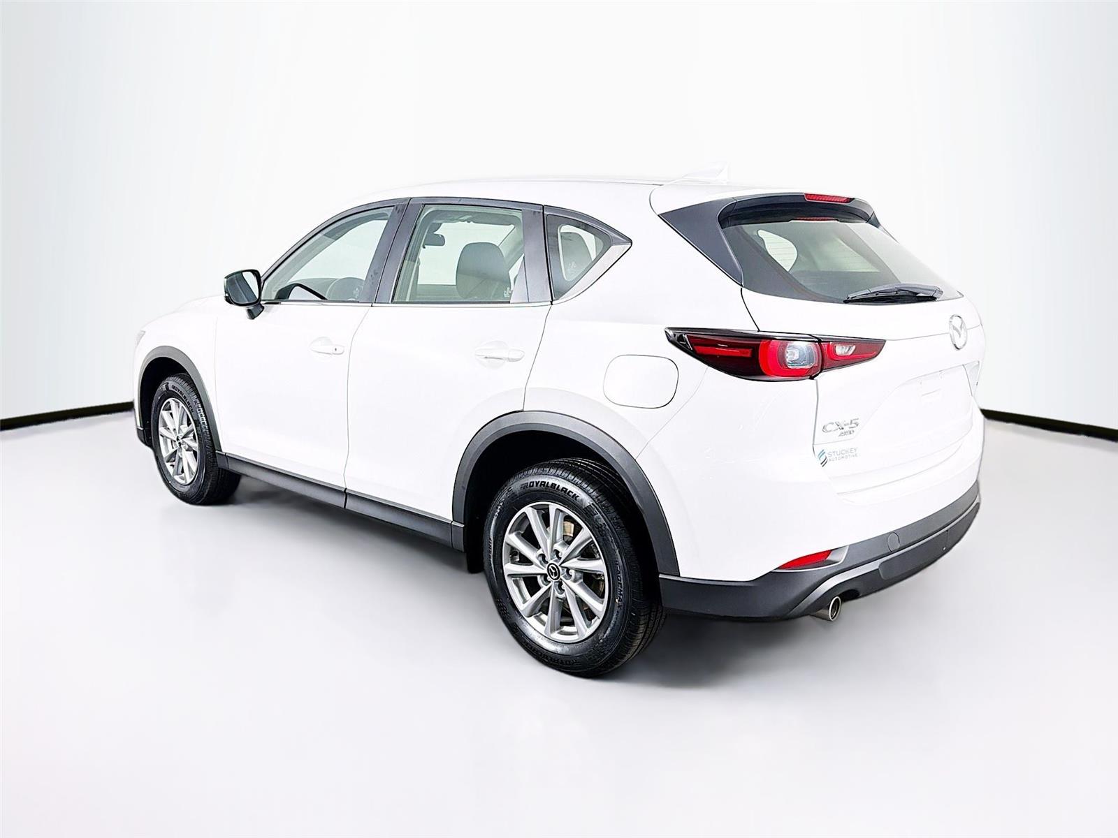 View vehicle photo 5