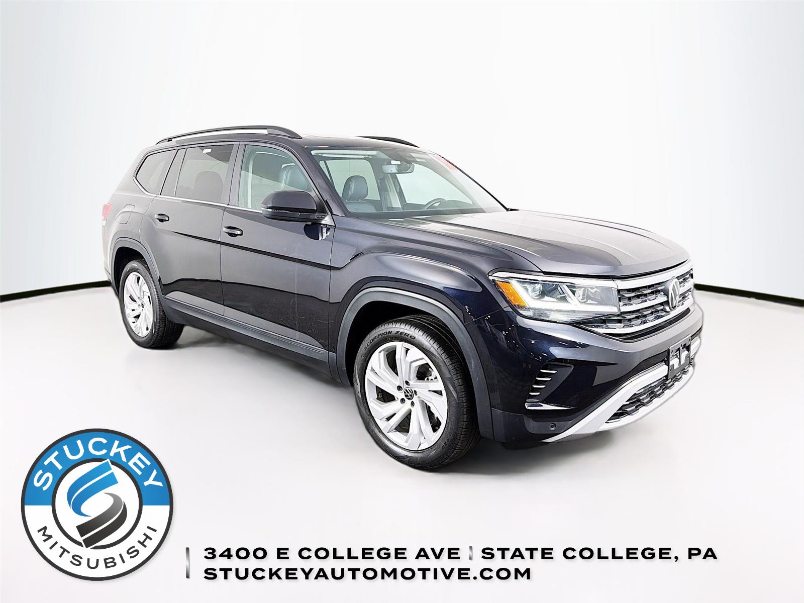 Deep Black Pearl 2023 Volkswagen Atlas Automatic