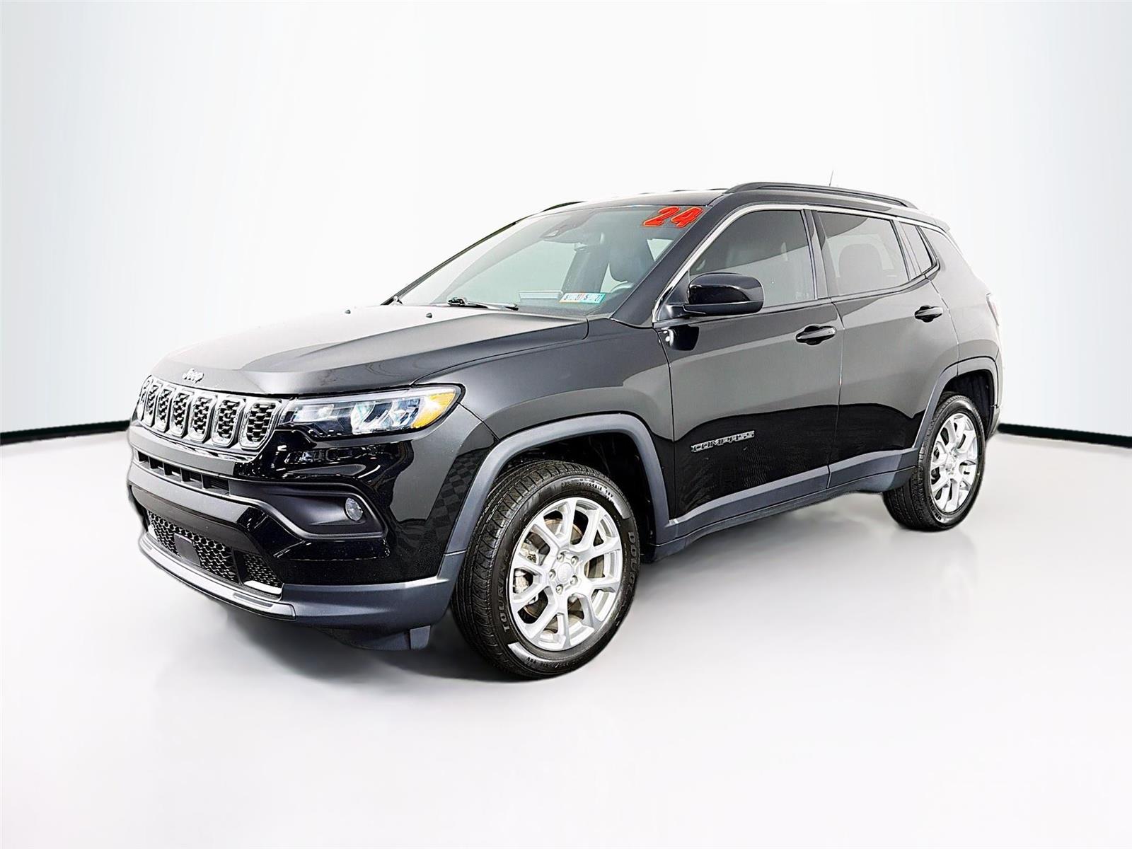 View vehicle photo 7