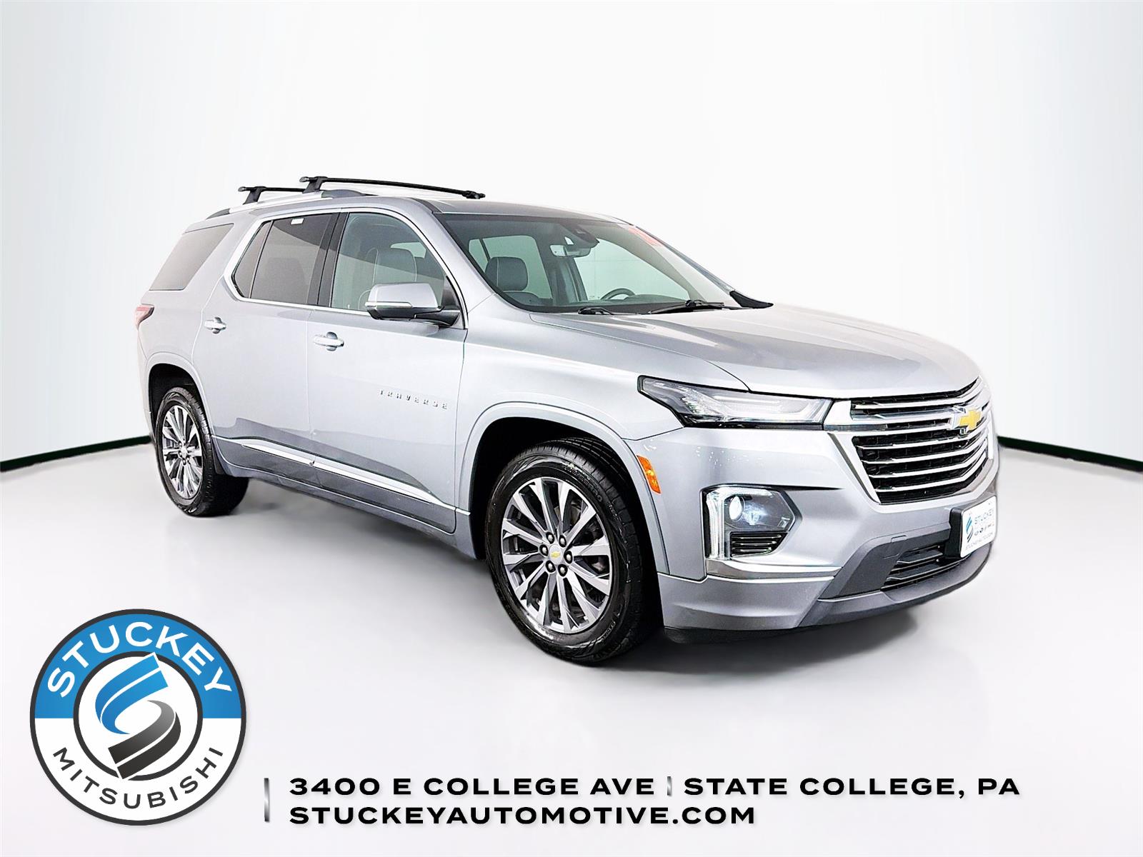 Sterling Gray Metallic 2023 Chevrolet Traverse SUV / Crossover Four-Wheel Drive 9-Speed Automatic