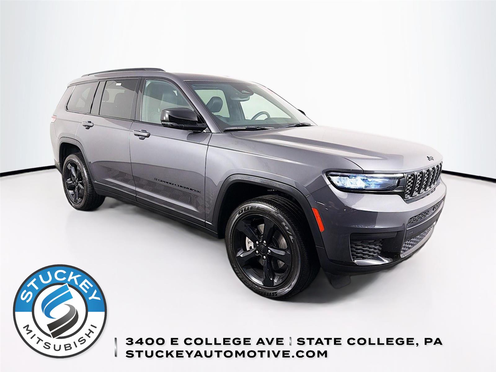 Baltic Gray Metallic Clearcoat 2024 Jeep Grand Cherokee L SUV / Crossover Four-Wheel Drive 8-Speed Automatic