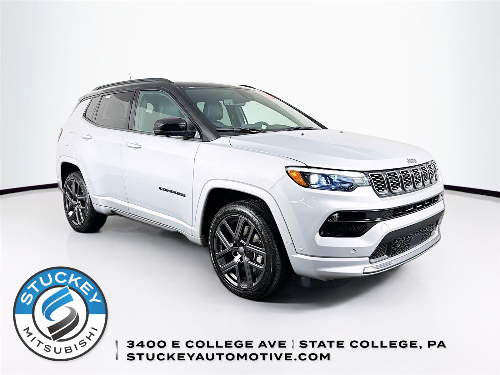 Silver Zynith Metallic Clearcoat 2024 Jeep Compass SUV / Crossover Four-Wheel Drive 8-Speed Automatic