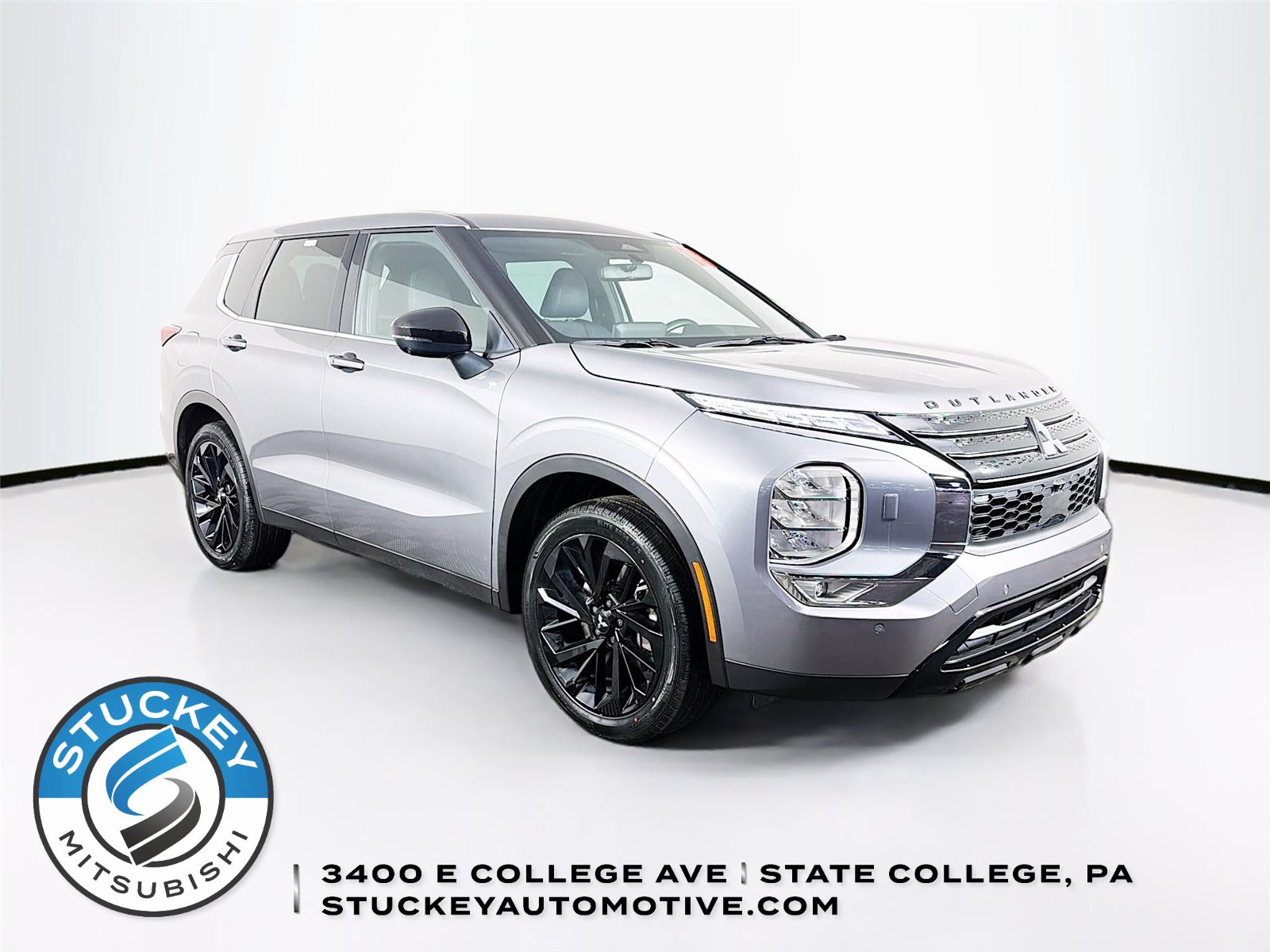 Mercury Gray Metallic 2023 Mitsubishi Outlander SUV / Crossover All-Wheel Drive Continuously Variable Transmission