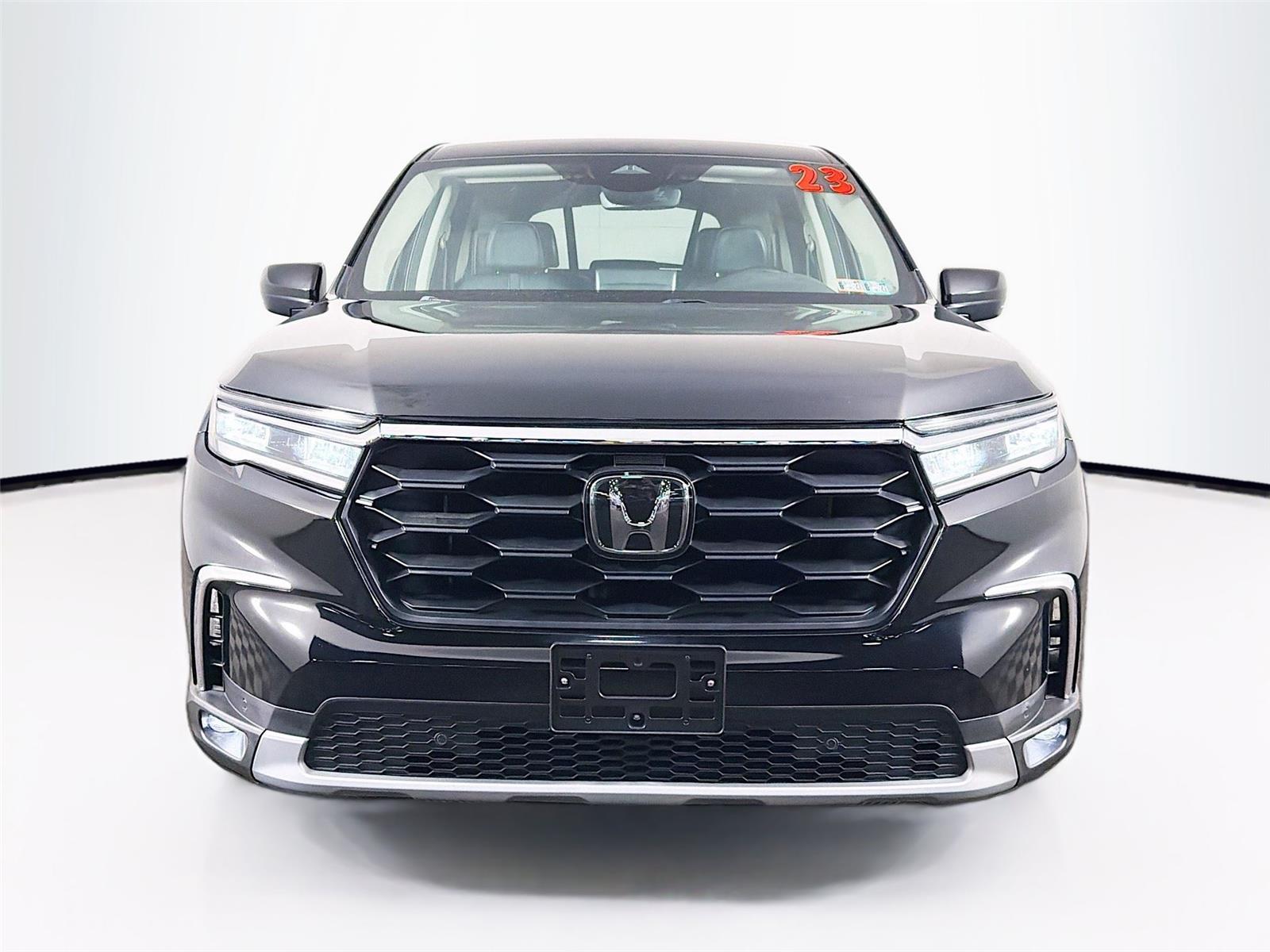 View vehicle photo 6