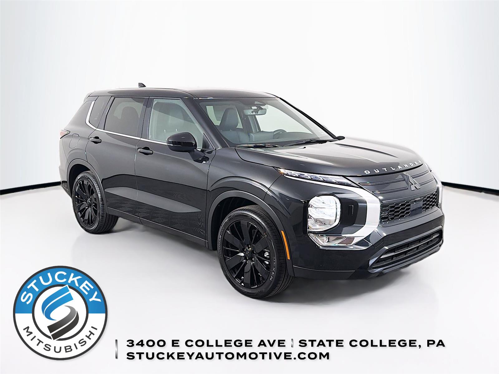 Black Diamond 2026 Mitsubishi Outlander SUV / Crossover Front-Wheel Drive Continuously Variable Transmission