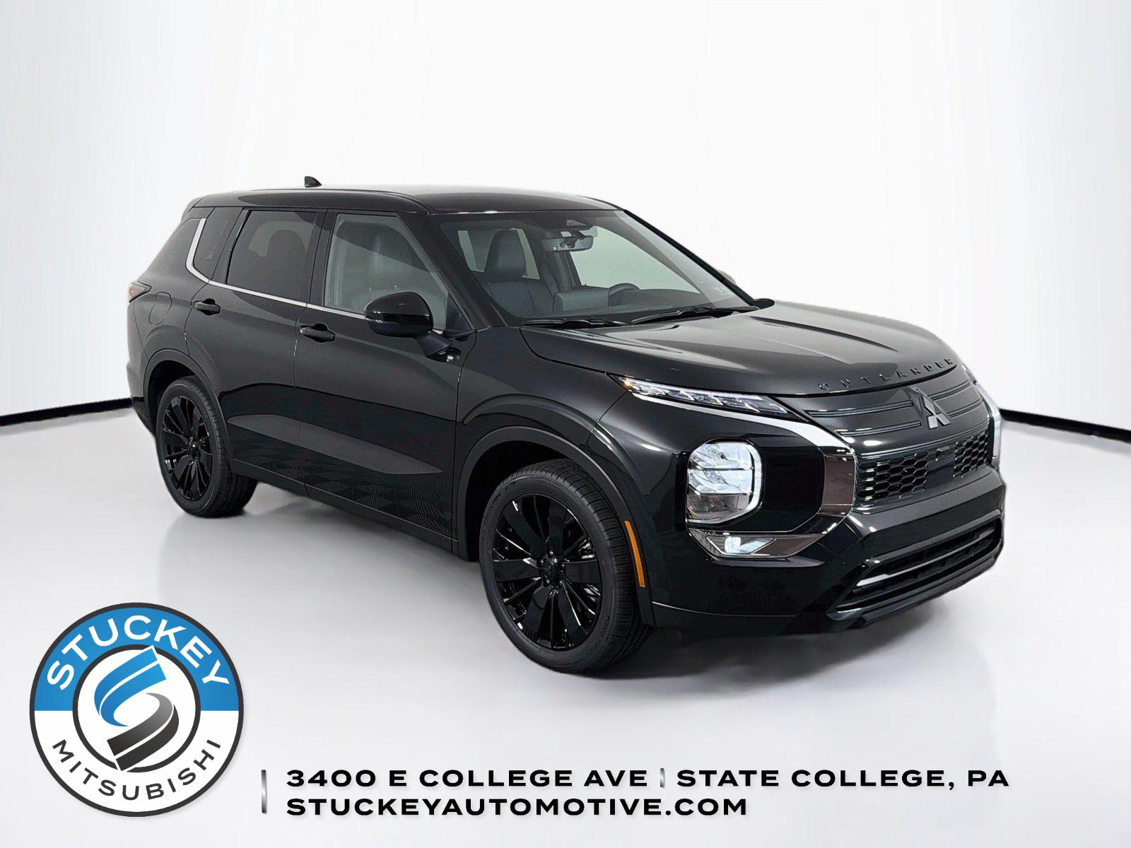 Black Diamond 2026 Mitsubishi Outlander SUV / Crossover Front-Wheel Drive Continuously Variable Transmission