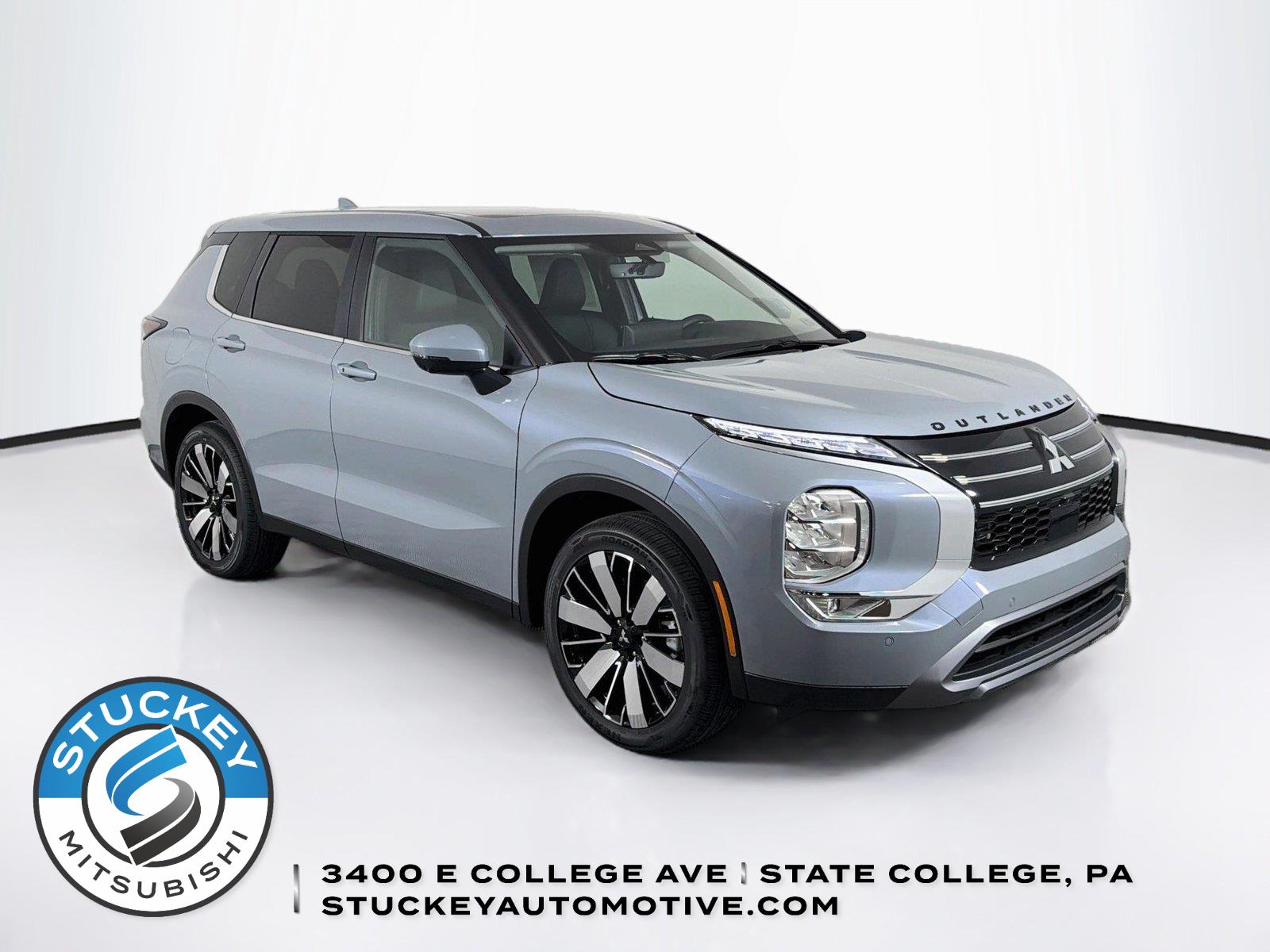 MOONSTONE GRAY 2026 Mitsubishi Outlander SUV / Crossover Automatic