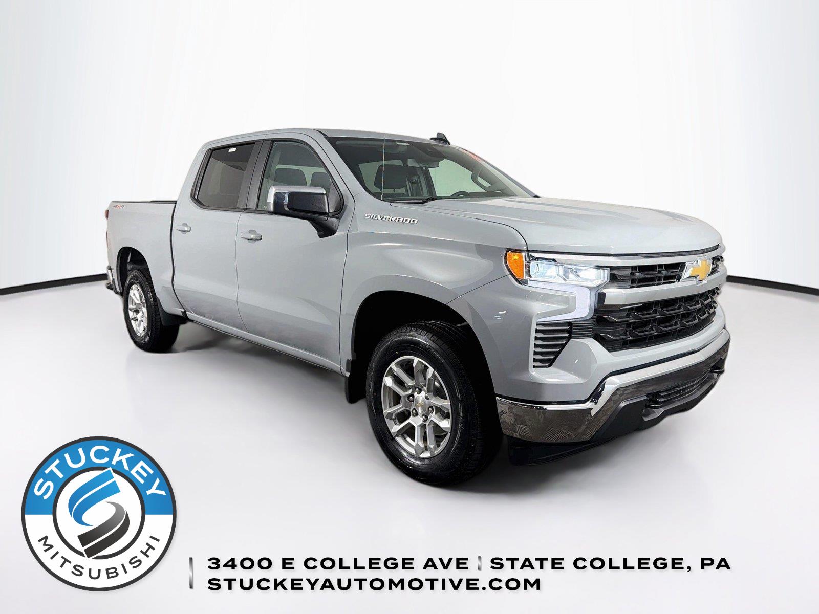 Slate Gray Metallic 2024 Chevrolet Silverado 1500 Pickup Truck Four-Wheel Drive 8-Speed Automatic