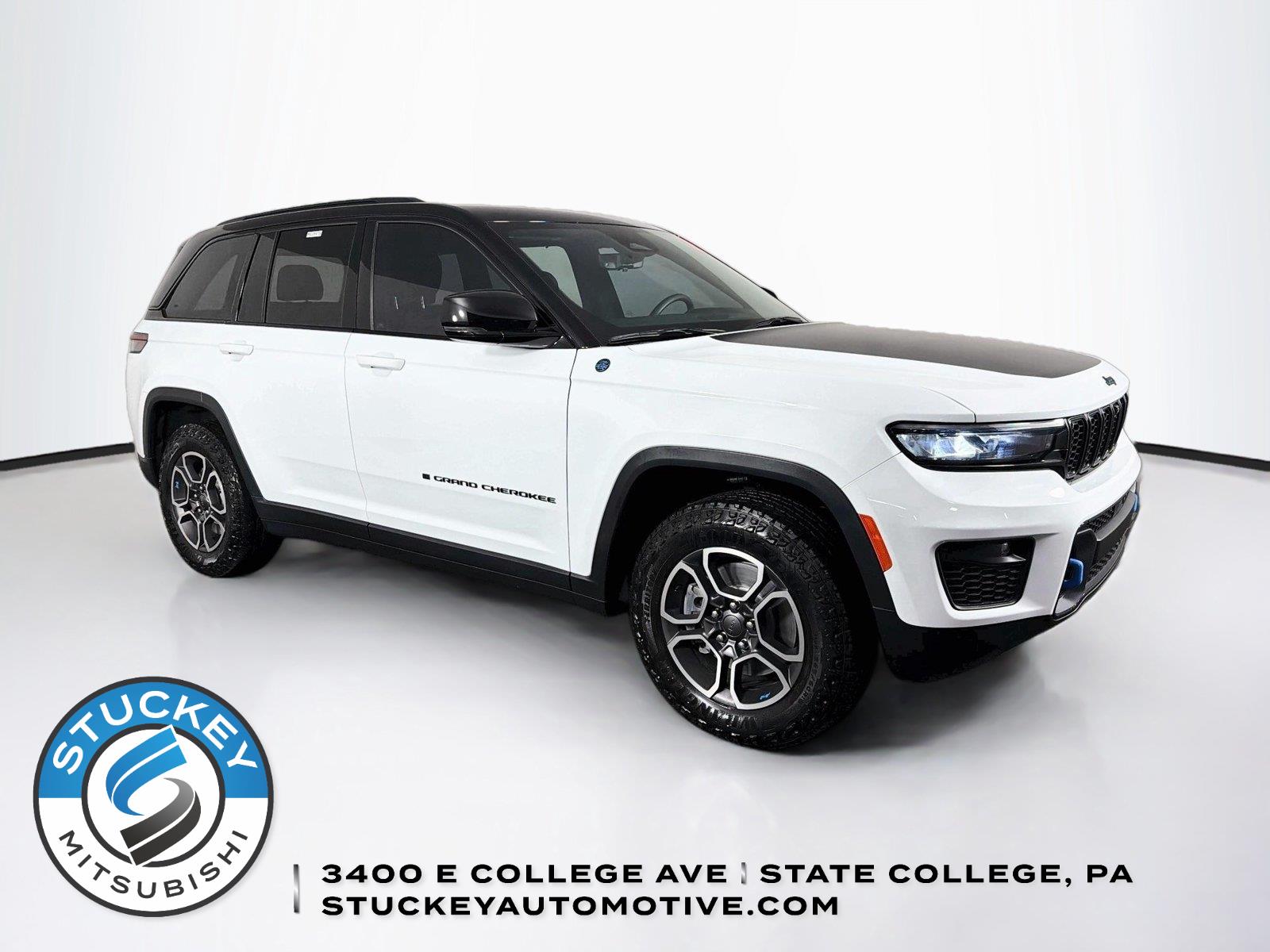  2023 Jeep Grand Cherokee 4xe Trailhawk 4WD   