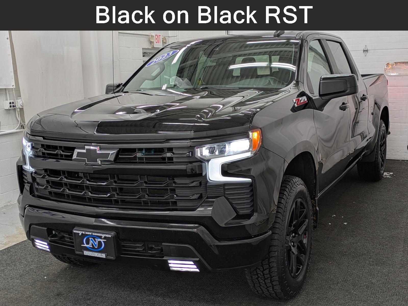 2023 Chevrolet Silverado 1500 RST Crew Cab 4WD