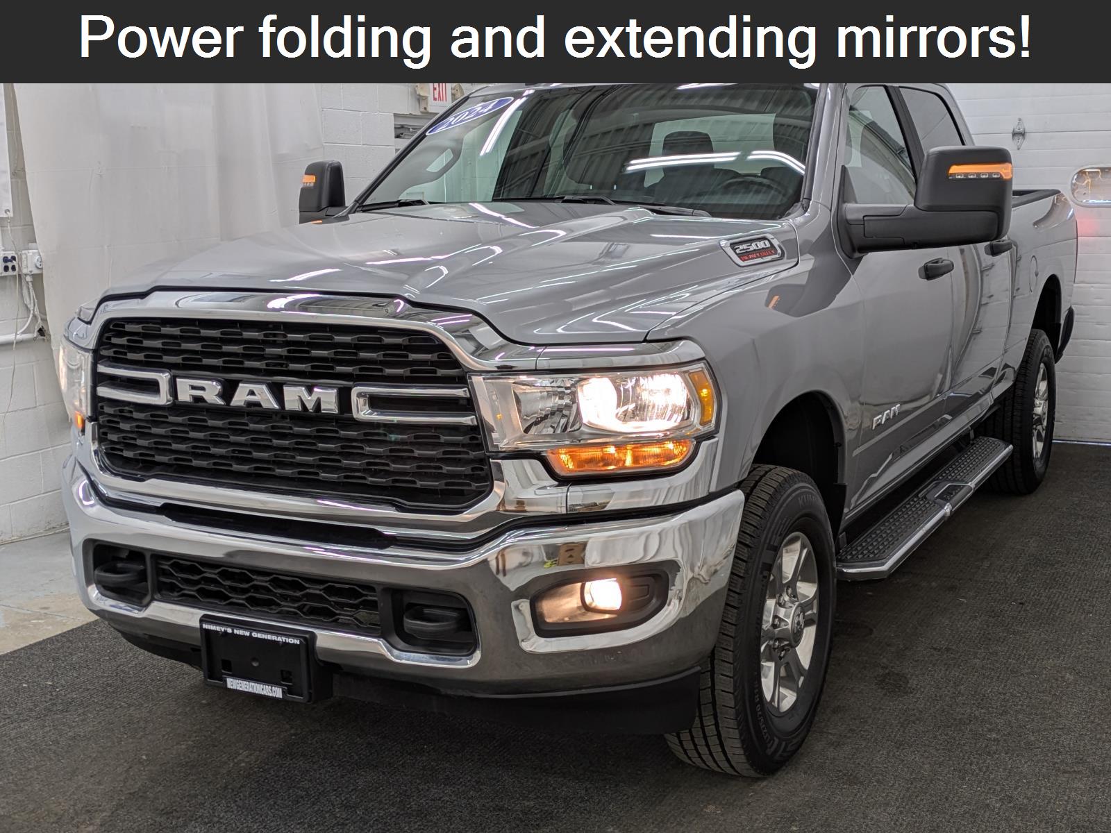 2024 RAM 2500 Big Horn Crew Cab 4WD