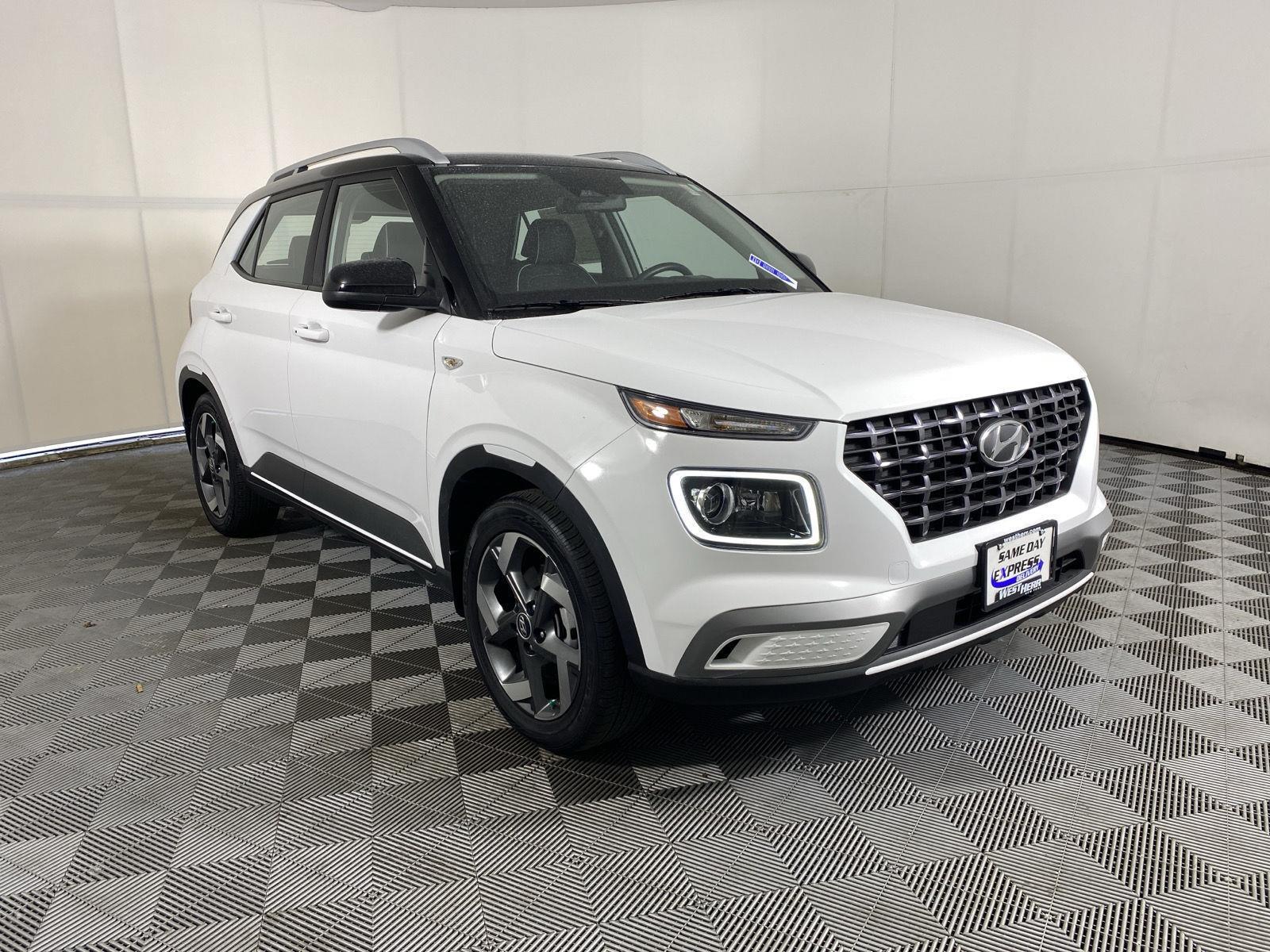 Used 2023 Lunar White Hyundai Limited image 10