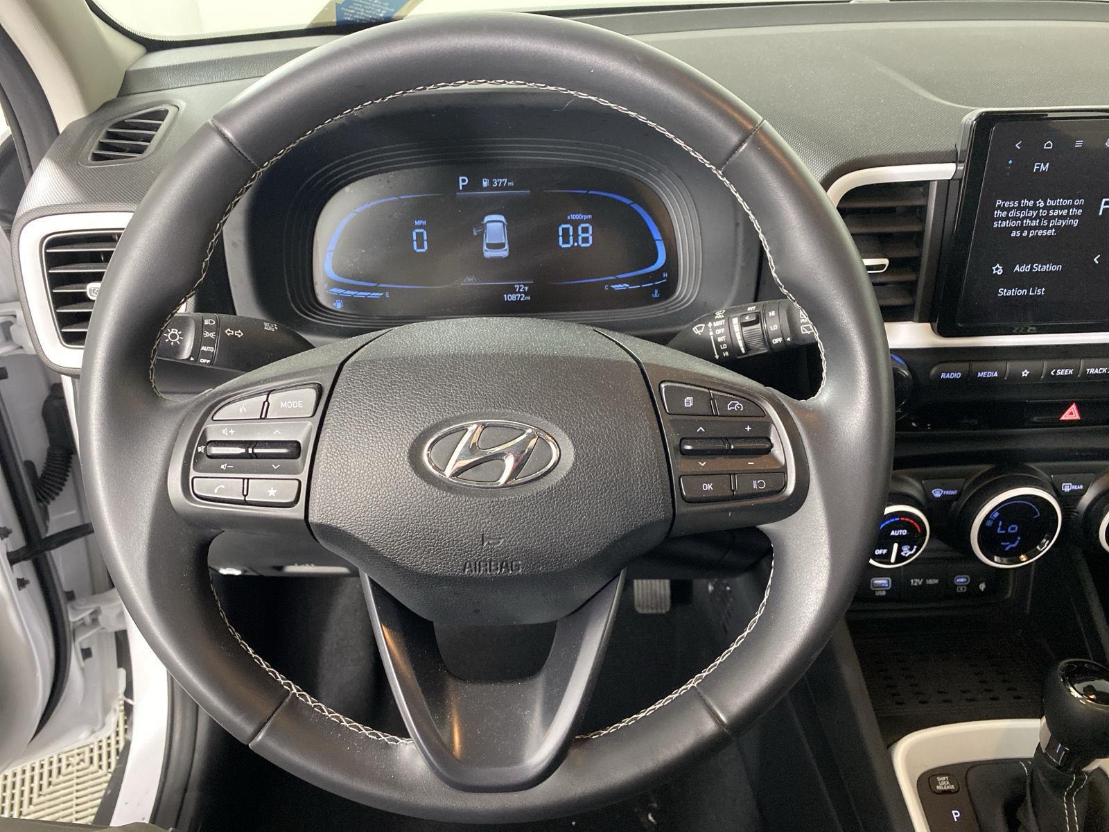 Used 2023 Lunar White Hyundai Limited image 13