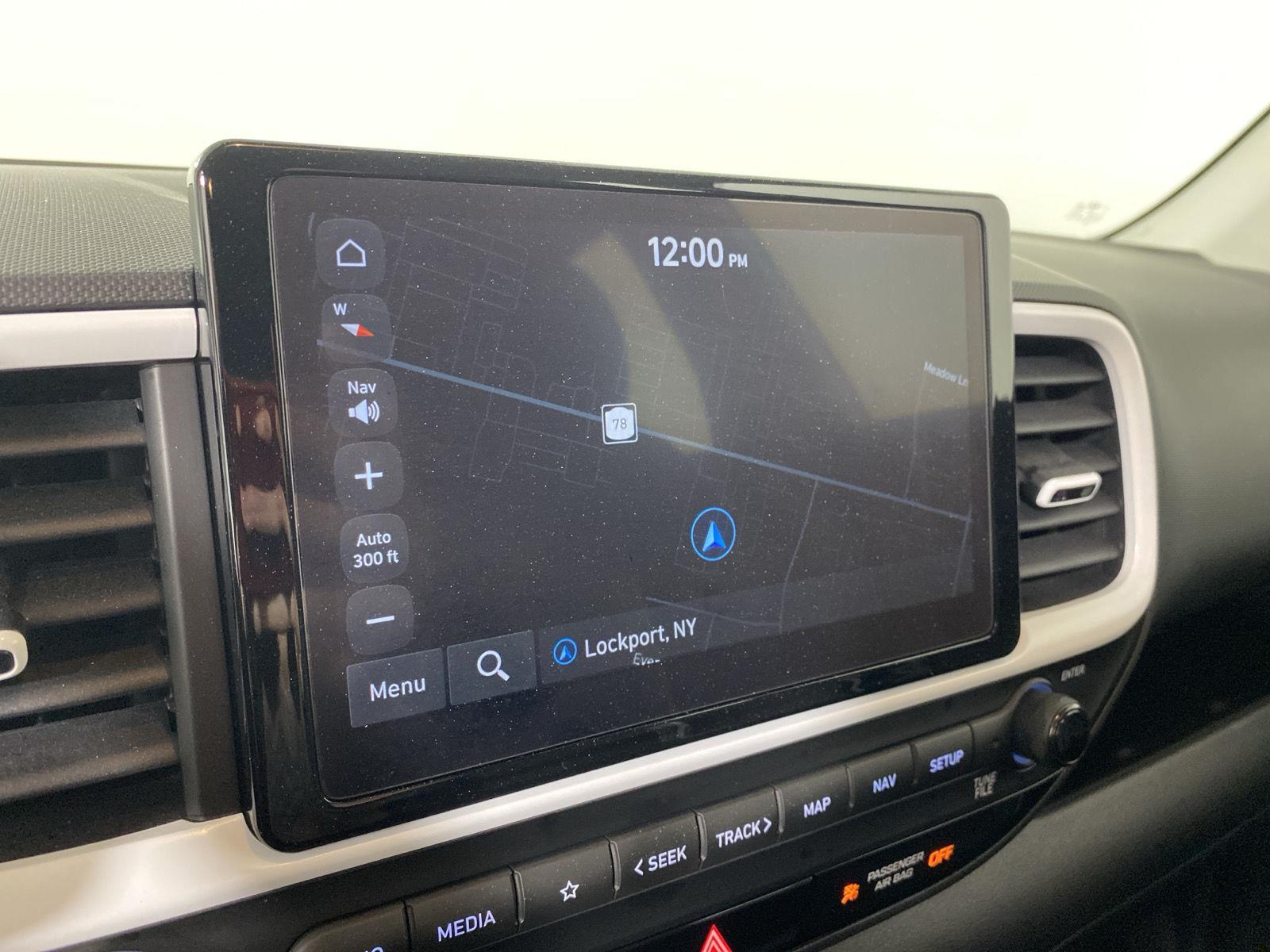 Used 2023 Lunar White Hyundai Limited image 22
