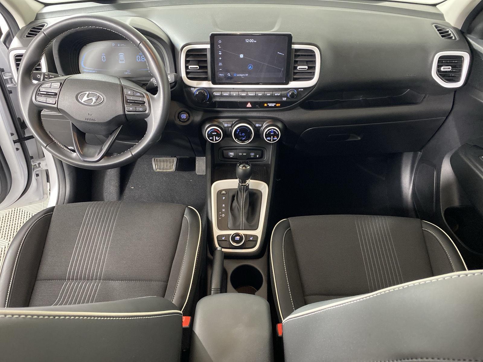 Used 2023 Lunar White Hyundai Limited image 24