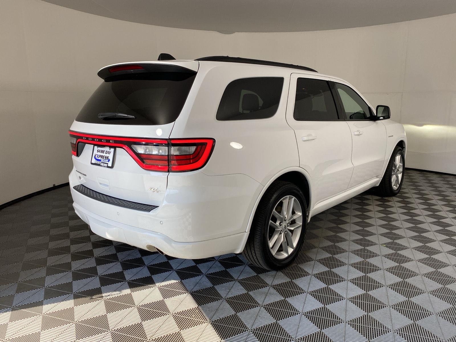 Used 2025 White Knuckle Dodge R/T image 9