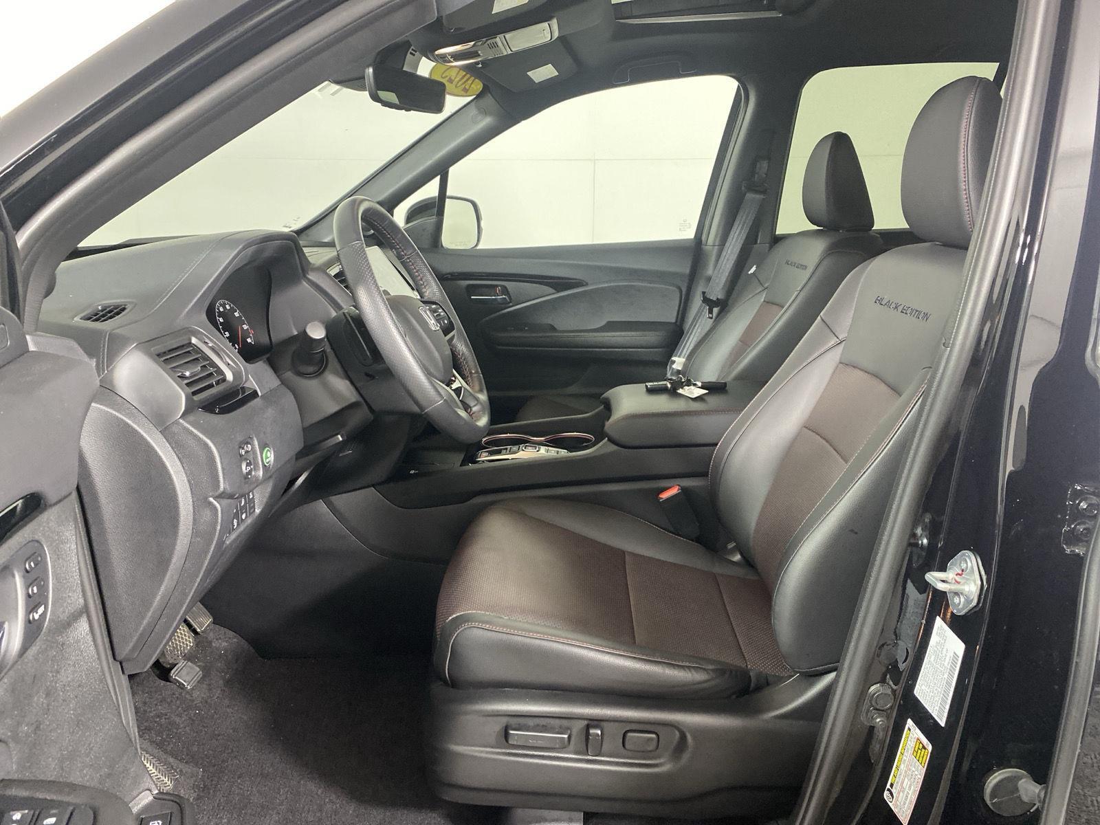 Used 2025 Crystal Black Pearl Honda Black Edition image 11