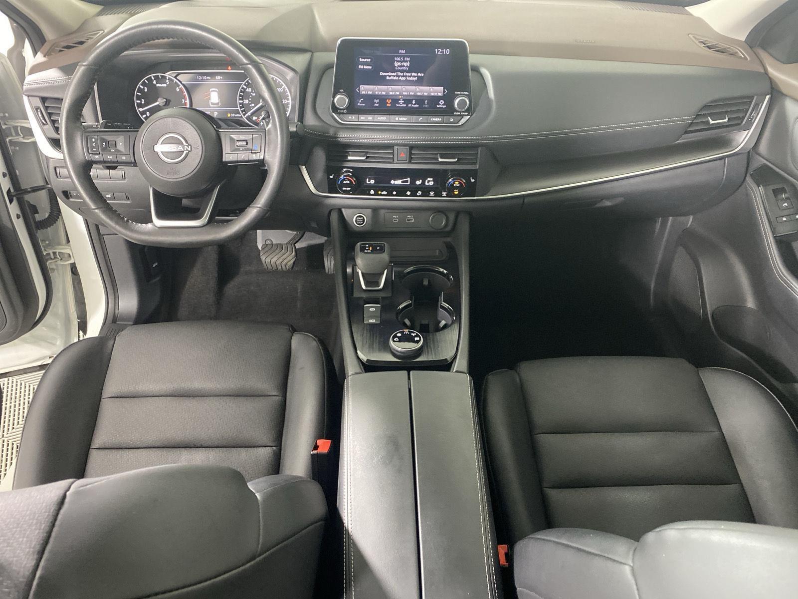 Used 2023 Pearl White Tricoat Nissan SV image 25