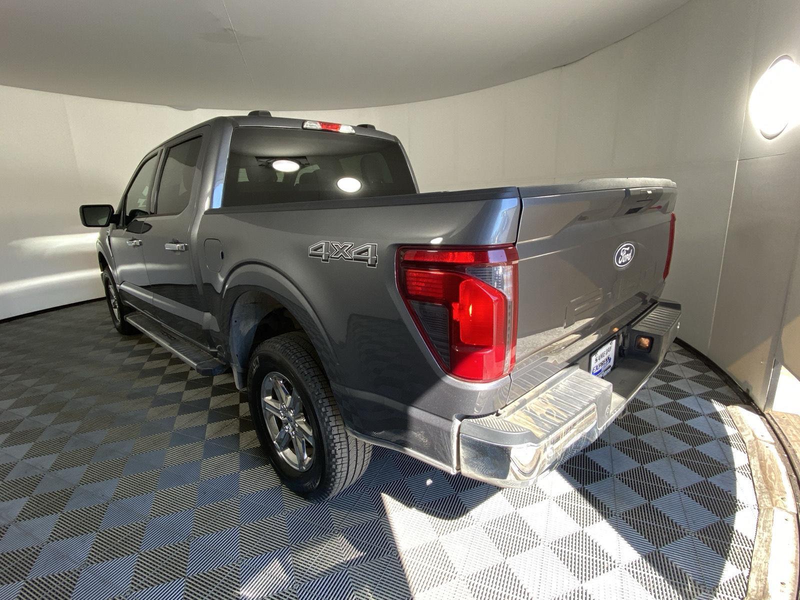 Used 2025 Carbonized Gray Ford XLT image 5