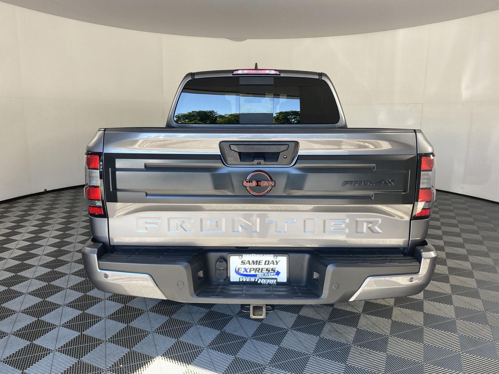 Used 2025 Gun Metallic Nissan PRO-4X image 6